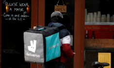 DELIVEROO VA S'INTRODUIRE EN BOURSE AVEC UNE VALORISATION DE 7,6 MILLIARDS DE LIVRES