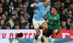 Après Manchester City-Plymouth, Jack Grealish aperçu ivre à la sortie d’un pub de Newcastle