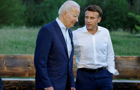 MACRON DIT À BIDEN QU'ARABIE ET EMIRATS PEUVENT À PEINE AUGMENTER LEUR OFFRE DE PÉTROLE