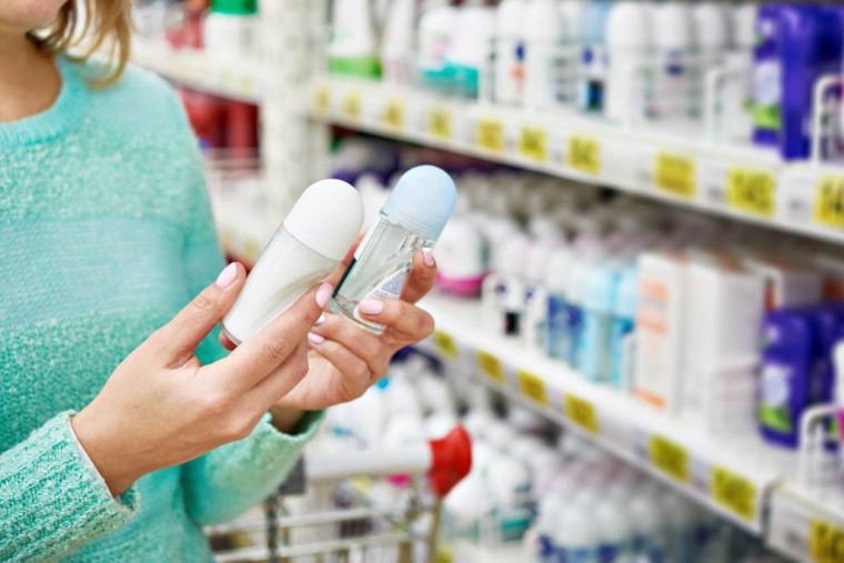 Consommation : une nouvelle application pour choisir ses cosmétiques / iStock.com - sergeyryzhov