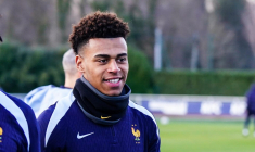 L’incroyable point commun entre Désiré Doué et Didier Deschamps