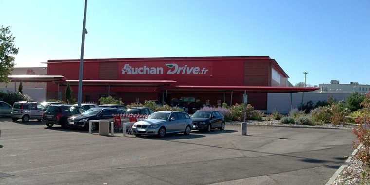 Les Français, grands adeptes du «drive» (Crédit photo: Marianne Casamance - Wikimedia Commons)