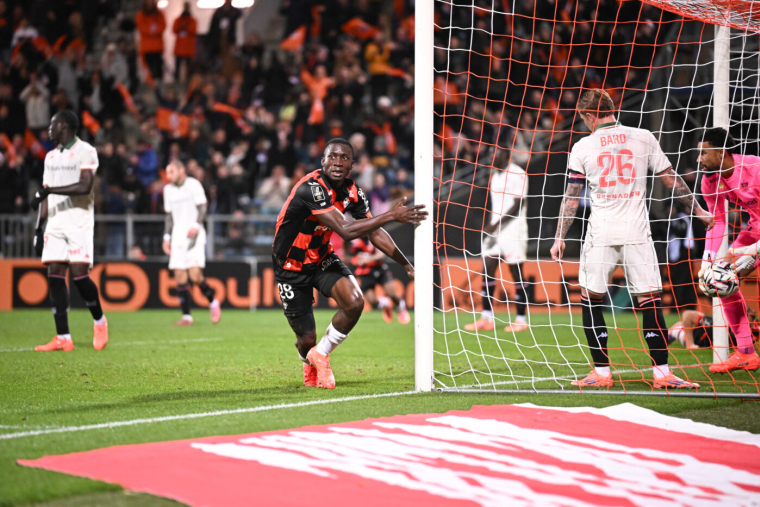 Lorient enfonce Nice, Lille grille le HAC