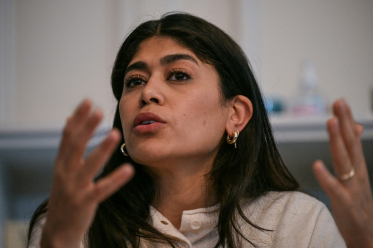 L'eurodéputée LFI Rima Hassan à Paris le 3 avril 2026 ( AFP / Blanca CRUZ )