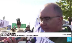 États-Unis : la grève dans le secteur automobile se durcit