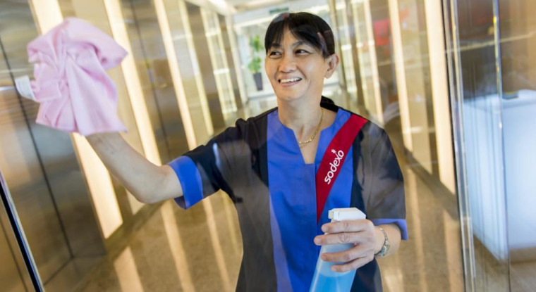 Aujourd’hui Sodexo gère le gardiennage, l’accueil, le nettoyage, la sécurité et la maintenance. (© Sodexo)