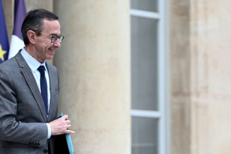 Le ministre de l'Intérieur Bruno Retailleau à la sortie de l'Elysée, le 15 mai 2025 à Paris ( AFP / Thibaud MORITZ )