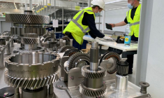 Usine Stellantis pour la transmission automatique électrifiée e-DCT à Metz