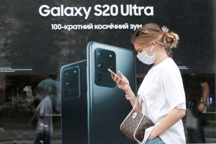 SAMSUNG ANTICIPE UN REBOND DE LA DEMANDE POUR SMARTPHONE AU SECOND SEMESTRE