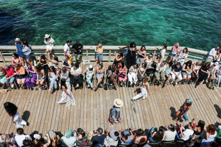 Un défilé de créateurs à la Slow Fashion Week de Marseille, le 7 juin 2026 ( AFP / Thibaud MORITZ )