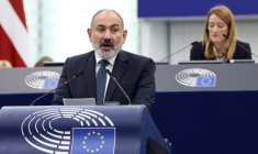Le Premier ministre arménien Nikol Pachinian au Parlement européen à Strasbourg le 17 octobre 2023 ( AFP / FREDERICK FLORIN )