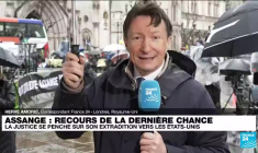 Royaume-Uni : la défense de Julian Assange se bat pour un dernier recours contre son extradition