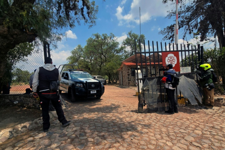 Un véhicule de patrouille de police sur le site archéologique de Teotihuacan après une fusillade survenue à Teotihuacan, dans l'État de Mexico, le 20 avril 2026 ( AFP / Valentina ALPIDE )