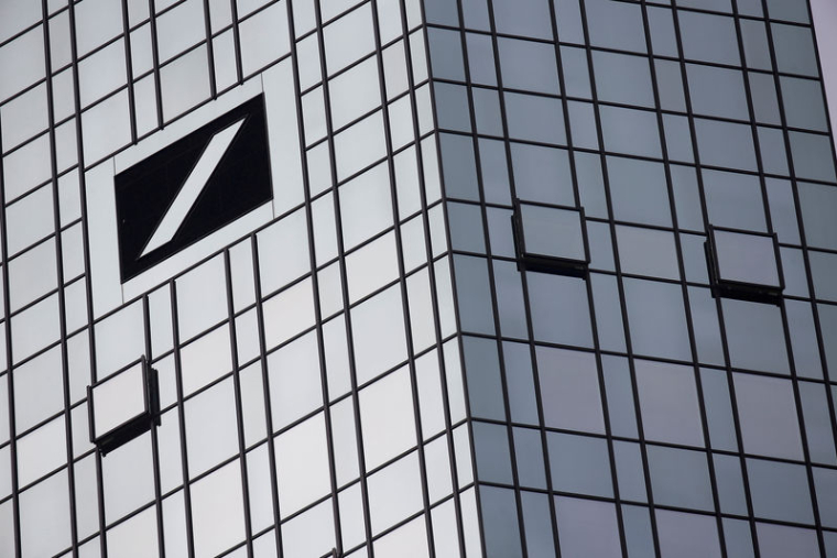 DEUTSCHE BANK: LE CONSEIL DISCUTERA DE COUPES D'EFFECTIFS LE 7 JUILLET