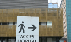 L'activité des hôpitaux publics est restée "très dynamique" en 2025 ( AFP / FRANCOIS NASCIMBENI )