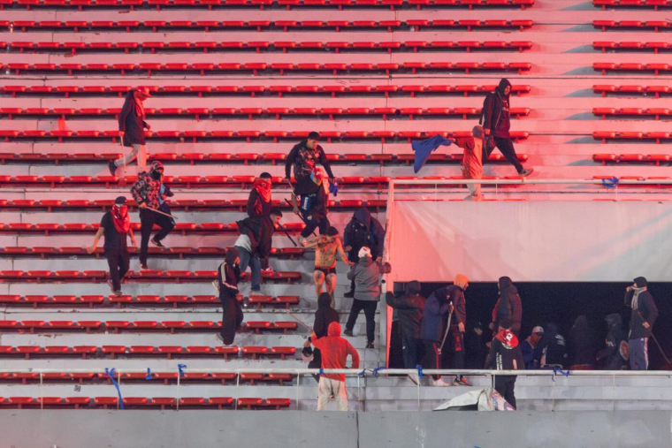 25 ultras d'Independiente interdits de stade après les scènes de violence en Copa Sudamericana