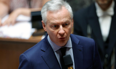 Bruno Le Maire à Paris le 11 juillet. ( AFP / GEOFFROY VAN DER HASSELT )