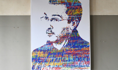 Un portrait du professeur assassiné Samuel Paty au collège du Bois d'Aulne, à Conflans-Sainte-Honorine, Le 16 octobre 2023 dans les Yvelines ( POOL / Bertrand GUAY )