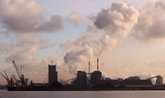 Une vue générale du port de Dunkerque, en France
