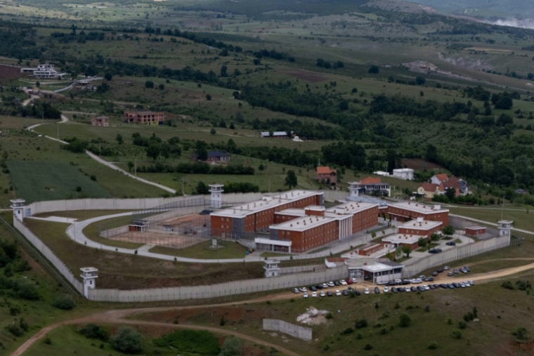 La prison de Pasjan, en périphérie de la ville de Gjilan, dans le sud-est du Kosovo, le 30 mai 2025 ( AFP / Armend NIMANI )