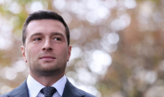 Le président du RN Jordan Bardella à Paris le 18 septembre 2026 ( AFP / Kenzo TRIBOUILLARD )