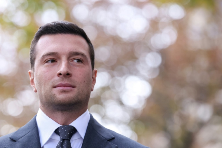 Le président du RN Jordan Bardella le 18 septembre 2026 à Paris  ( AFP / Kenzo TRIBOUILLARD )