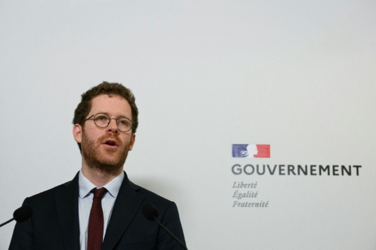Le ministre de l'Action et des Comptes publics David Amiel lors d'une conférence de presse, le 1er avril 2026 à Paris ( AFP / Anna KURTH )
