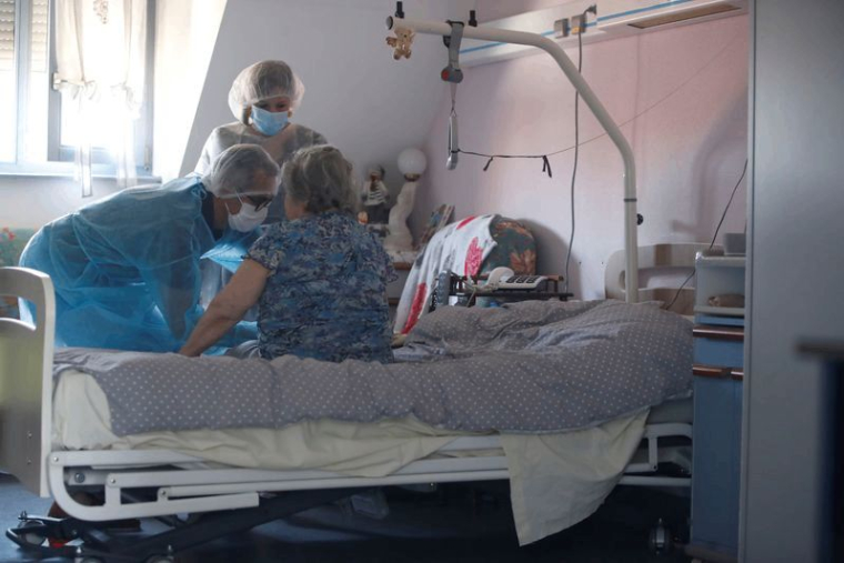 LA FRANCE VEUT ÉVITER LA DISCRIMINATION PAR L'ÂGE POUR LE DÉCONFINEMENT