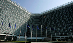 UE/PAIEMENTS: DE NOUVELLES RÈGLES ENVISAGÉES FACE À VISA, MASTERCARD