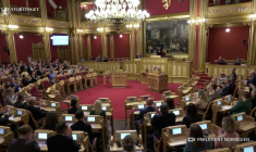 Norvège: les députés entonnent le chant des rameurs en soutien à leurs footballeurs
