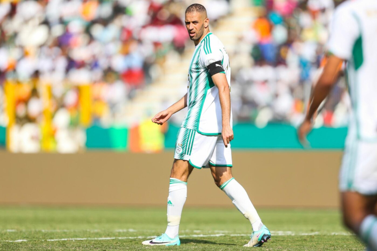 Islam Slimani critique les binationaux qui « choisissent » l’Algérie