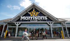 GRANDE BRETAGNE: LA SOCIÉTÉ DE PRIVATE EQUITY CD&R VA SURENCHÉRIR SUR MORRISONS, SELON LE SUNDAY TIMES