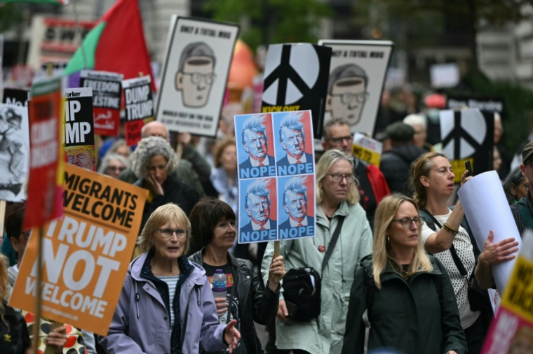 Manifestation contre la deuxième visite d'Etat du président américain Donald Trump, le 17 septembre 2025 à Londres ( AFP / JUSTIN TALLIS )