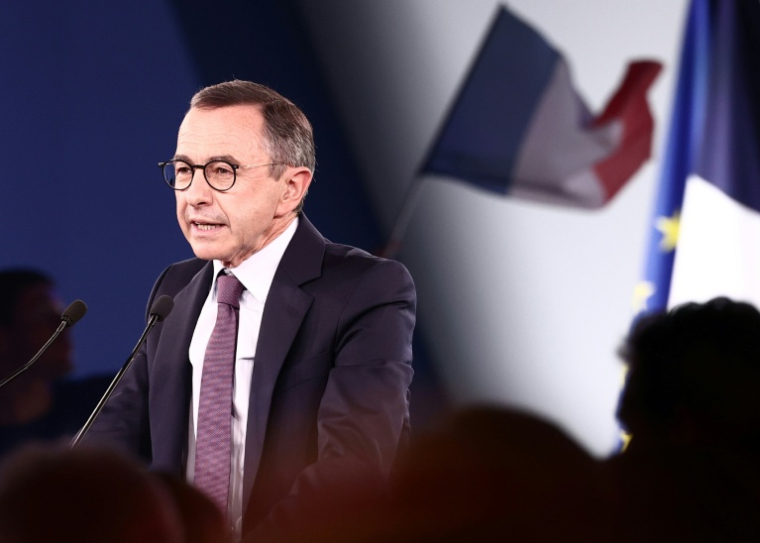 Le président des Républicains et candidat à la présidentielle, Bruno Retailleau, lors d'un meeting à Paris, le 20 juin 2026 ( AFP / Guillaume BAPTISTE )