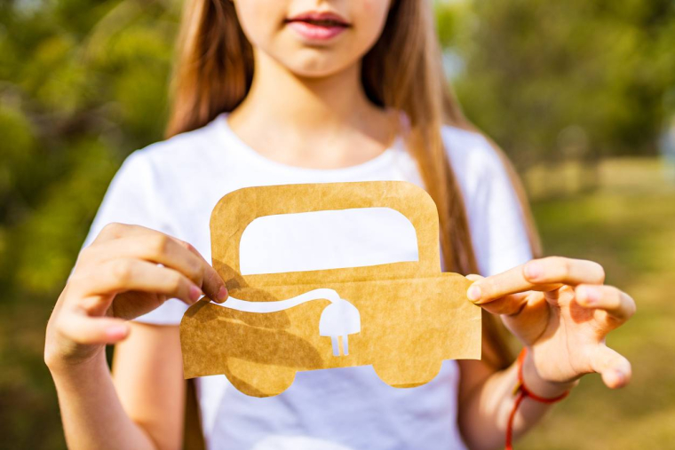 Le prêt à taux zéro (PTZ) pour les voitures électriques / iStock-IURII KRASILNIKOV