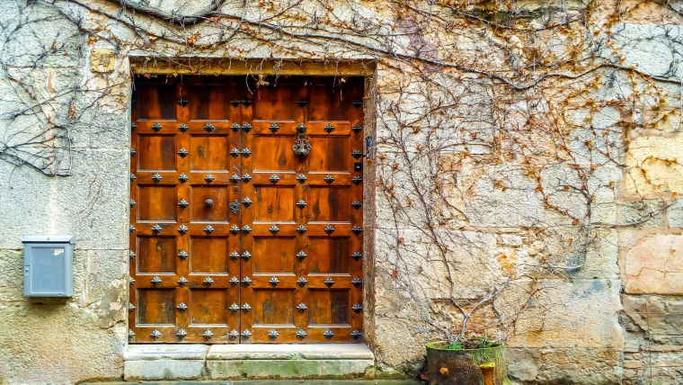 D'abord expulsés une première fois, les squatteurs sont revenus pour occuper de nouveau les lieux (photo d'illustration). (Pixabay / Vane Monte)