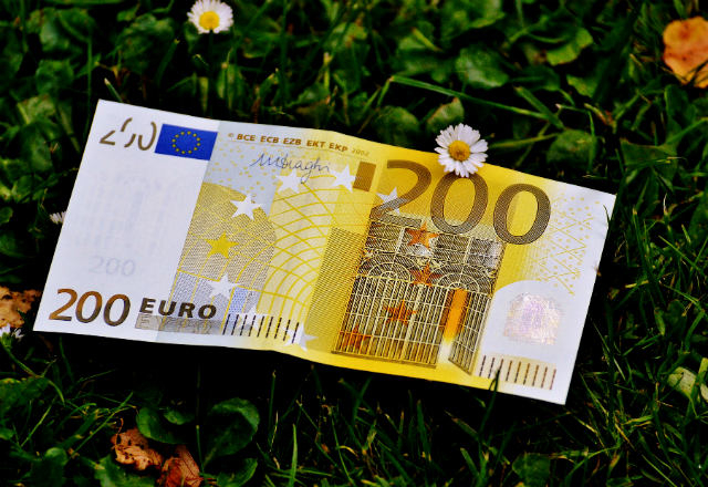 Tout comprendre sur le don manuel ( Crédits : Pixabay)