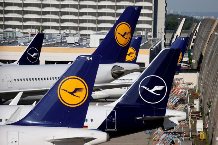 Des avions de Lufthansa à l'aéroport de Francfort