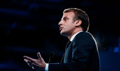 MACRON REMERCIE LES MAIRES D'AVOIR "TENU", LES INVITE À "FAIRE NATION"