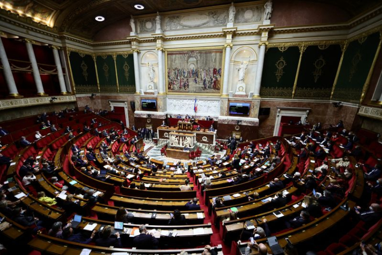 L'ASSEMBLÉE APPROUVE LE PROJET DE LOI CRÉANT LE PASS VACCINAL