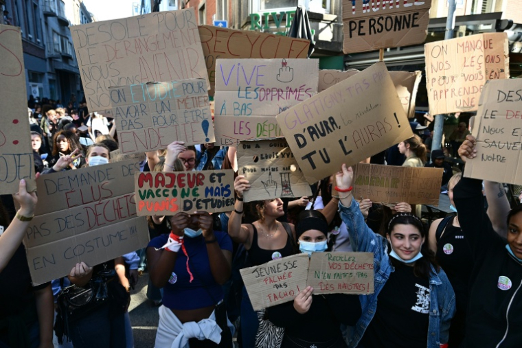 Manifestation lycéenne à Liège le 6 octobre 2026, en Belgique ( AFP / Nicolas TUCAT )