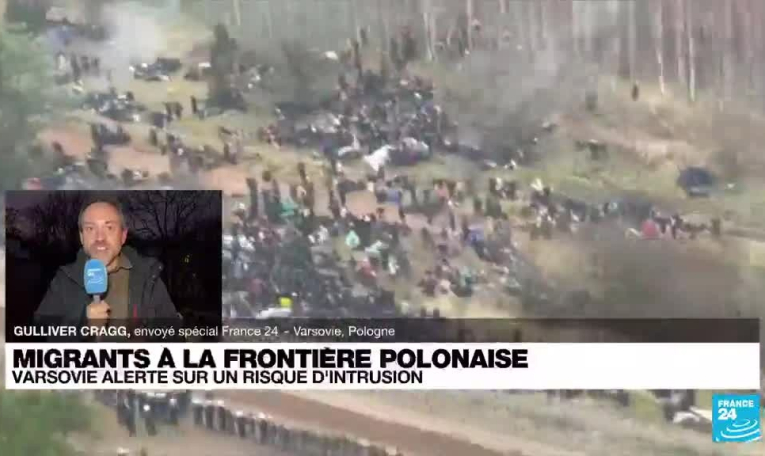 Des milliers de migrants massés à la frontière polonaise, Varsovie craint l'escalade