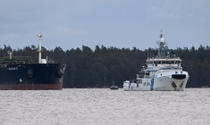 L'Eagle S, battant pavillon des îles Cook, est soupçonné d'avoir endommagé le 25 décembre un câble électrique et quatre câbles de télécommunications ( Lehtikuva / JUSSI NUKARI )