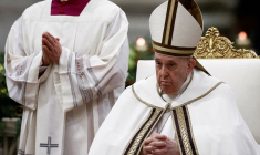 Le pape François dirige le service de prière des Vêpres à Rome en 2023