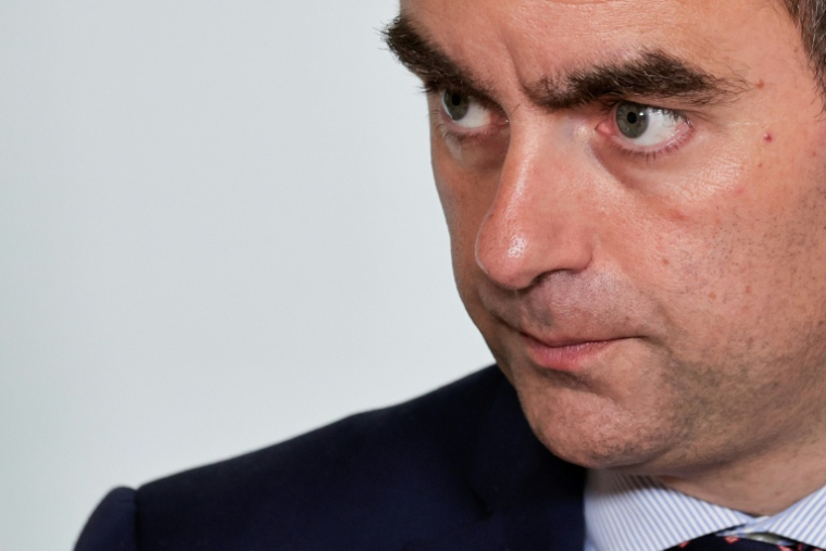 Le Premier ministre Sébastien Lecornu lors d'une conférence de presse le 11 juin 2026 à Paris  ( AFP / STEPHANE DE SAKUTIN )