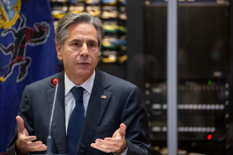 FRANCE ET ETATS-UNIS S'ATTELLENT À UNE DIFFICILE RÉCONCILIATION