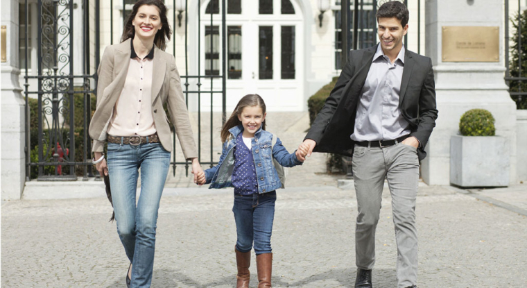 Le Revenu conseille une famille pour ses placements. (© J. de Wilde / Onoky / Photononstop)