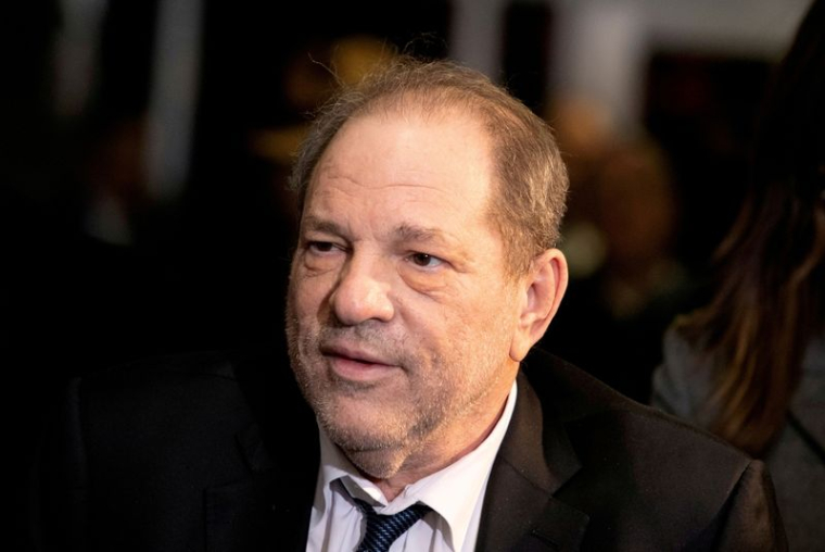WEINSTEIN, ACCUSÉ D'AGRESSION SEXUELLE À LOS ANGELES, PLAIDE NON COUPABLE