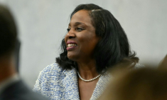 La responsable de la Réserve fédérale américaine (Fed) Lisa Cook, le 9 octobre 2025 à Washington ( AFP / ANDREW CABALLERO-REYNOLDS )