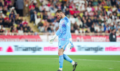 OL : un mercato dans le brouillard